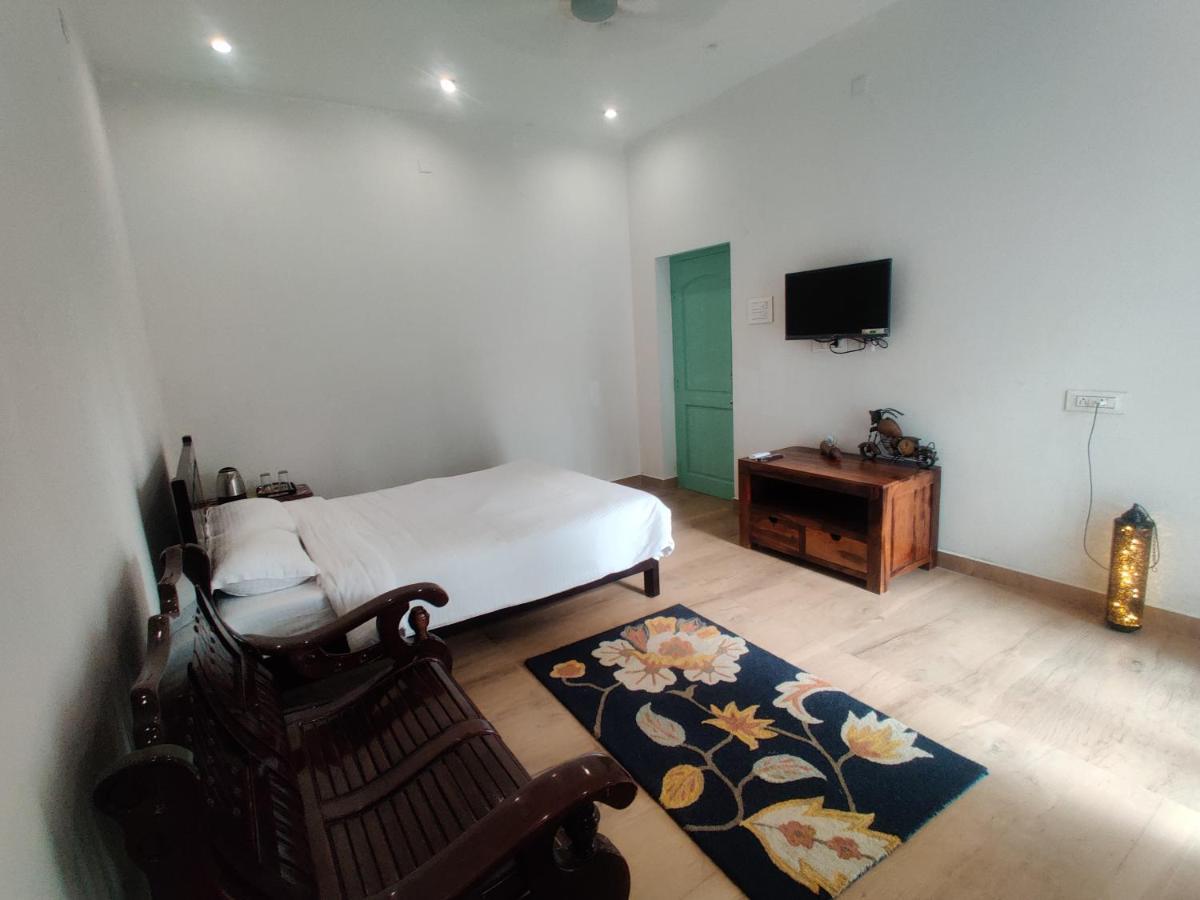 The Balified Villa Puducherry Exterior foto